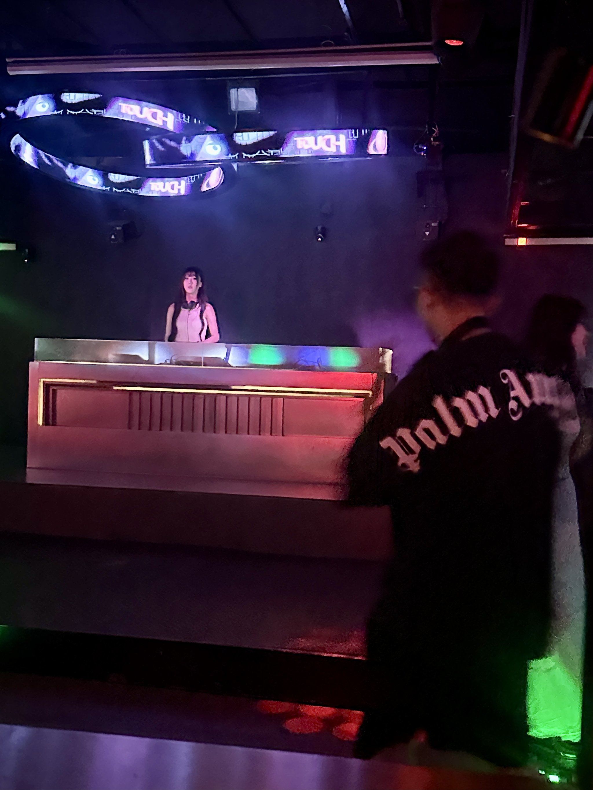 贵阳商务ktv最佳商务ktv推荐-修文县ktv预定